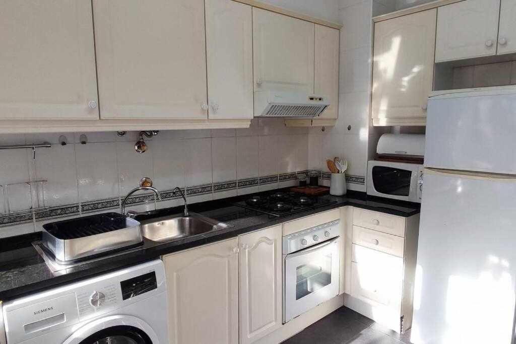 Seabreezebonimar Apartment Фуншал Екстериор снимка